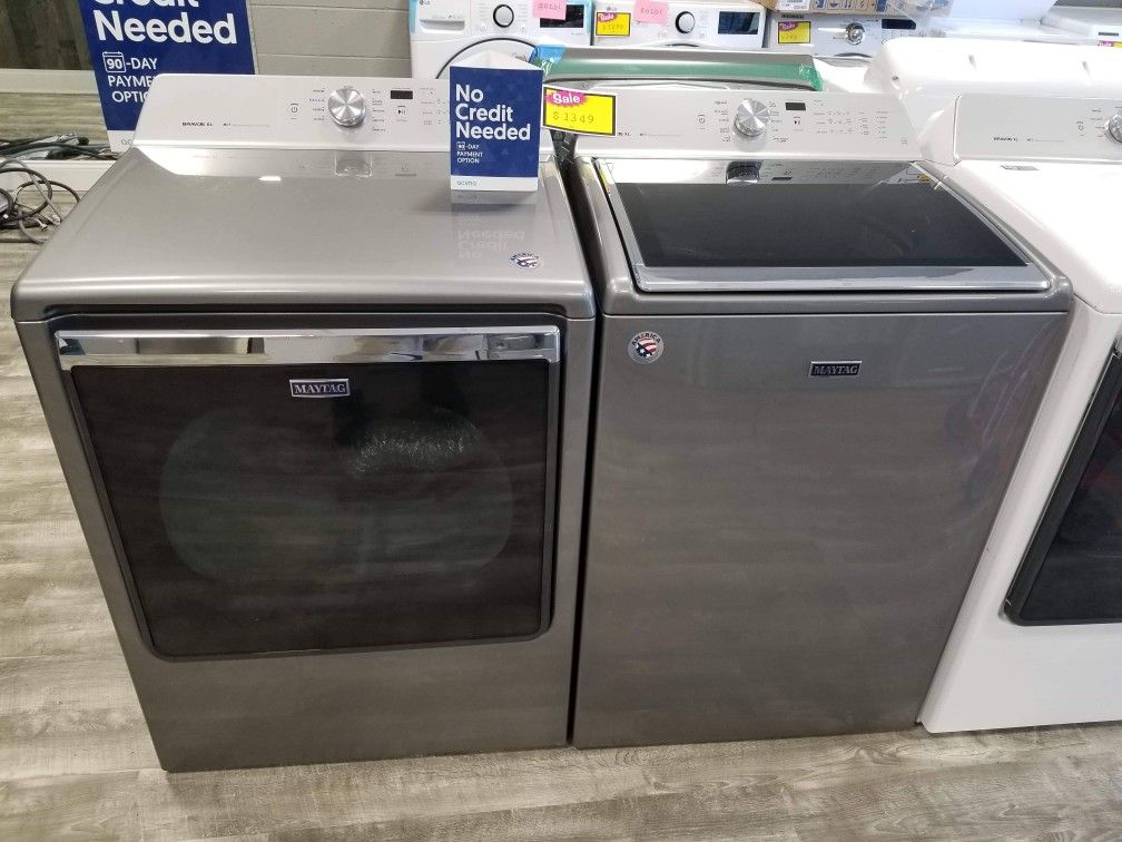 Stainless Steel Maytag Bravos XL Jumbo Washer and Dryer Set - $1349 SCRATCH N DENT SALE