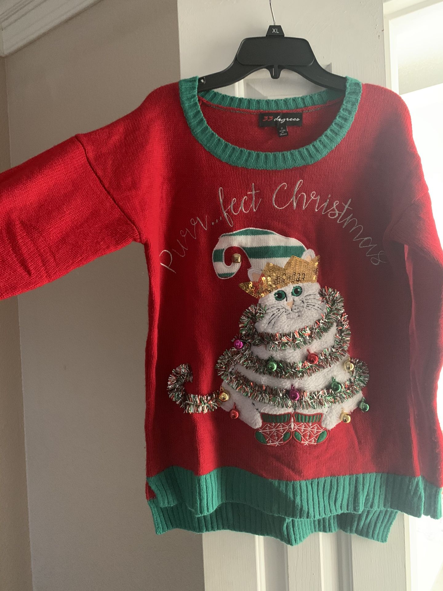 Christmas sweater/ suéter de Navidad