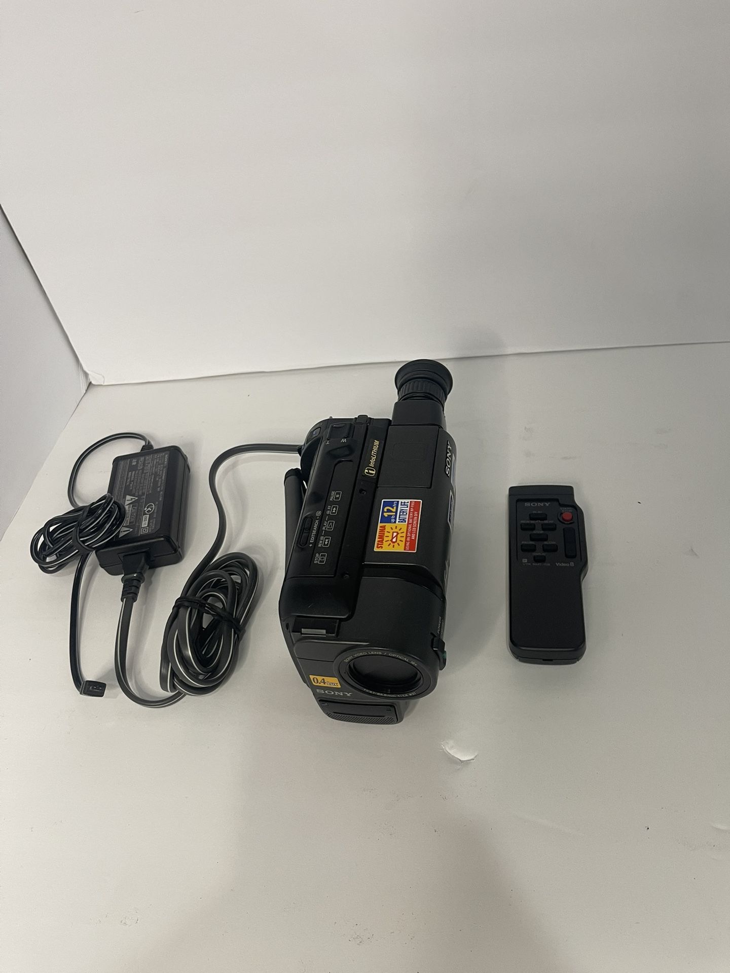 Sony HandyCam Vision CCD-TRV15 8mm XR Video Camera Recorder Excellent Condition