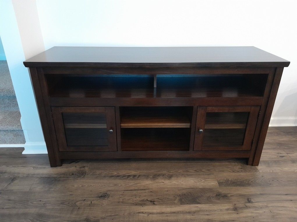 60" TV Stand