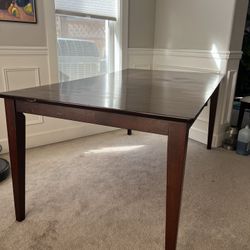 Dining Table 4 Chairs 
