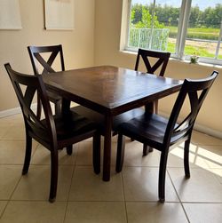 Dining set for sale