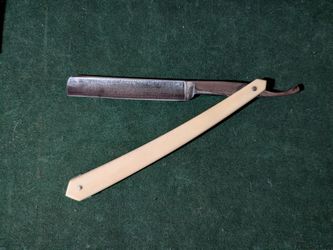 Shumate straight razor shave ready