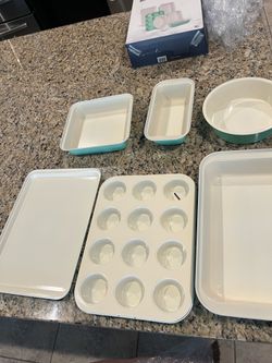 Baking pans new