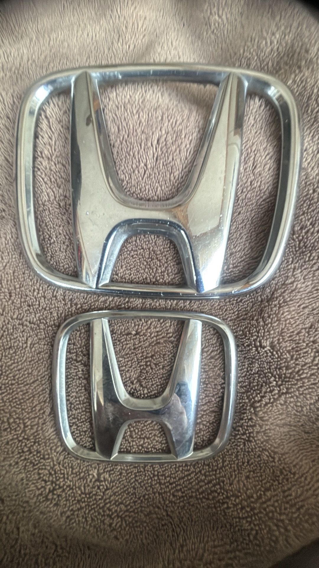 Emblems From A 2004 Honda CR-V