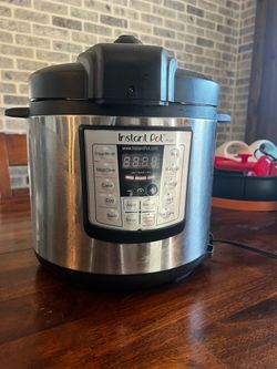 Instant Pot IP-LUX Electric Pressure Cooker