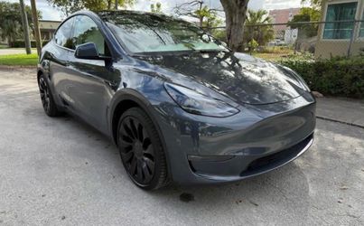 Tesla  Y 2023