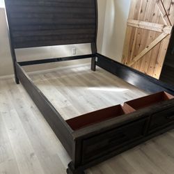 Queen 4 Piece Bedroom Set