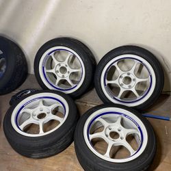 Advan Rg1