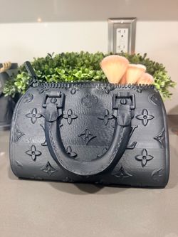 Purse makeup brush holder