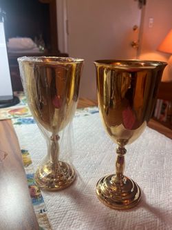 Gold wine glasses