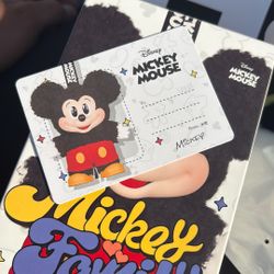 Pop Mart Mickey 