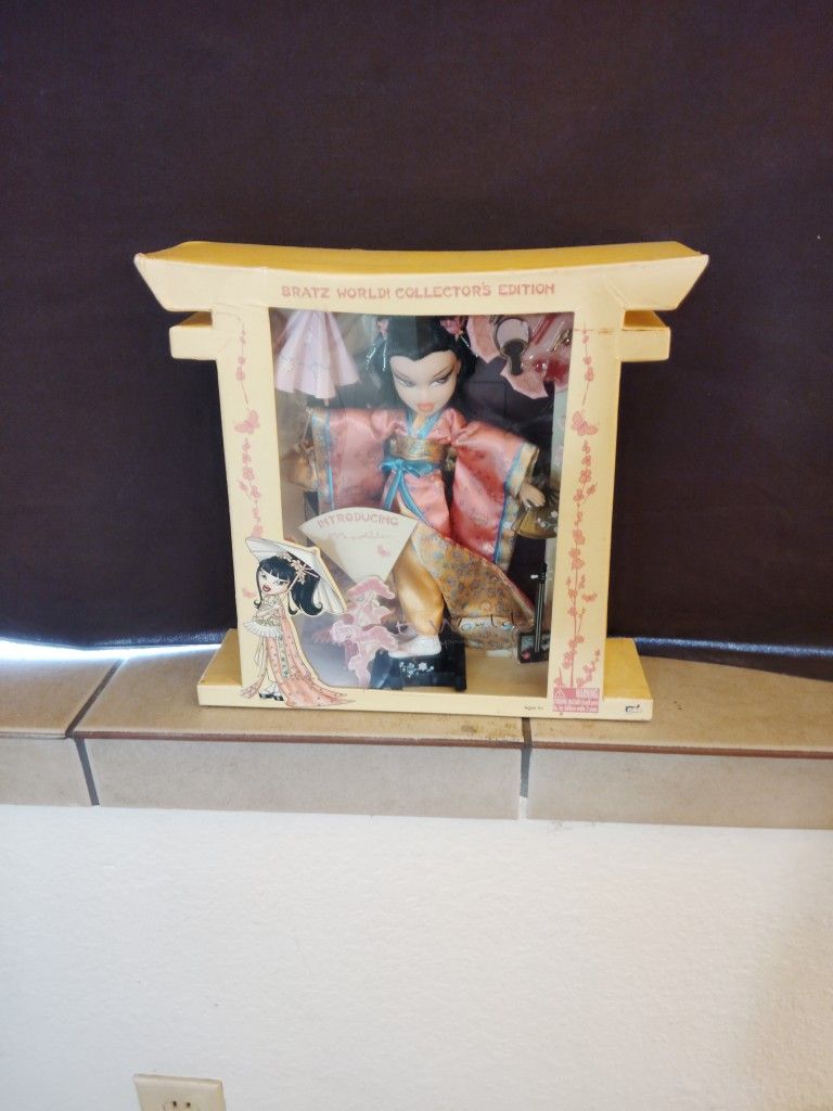Bratz World Collectors Edition Doll