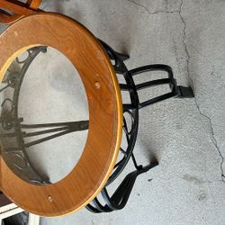 Selling This Brown Set If Furtniture Slightly Used