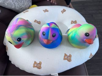 Jumbo Duck squishy