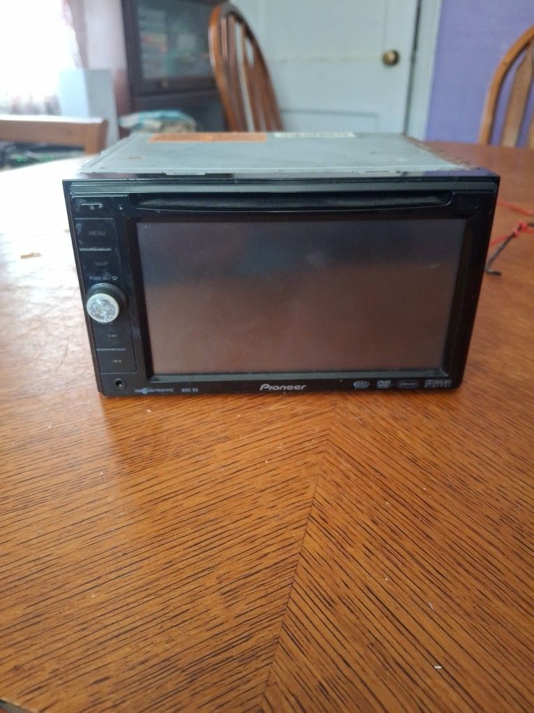 Pioneer xm navtraffic Avic D3 With DVD Player 