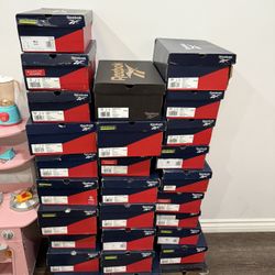Tenis Reebok Brand New Different Sizes 