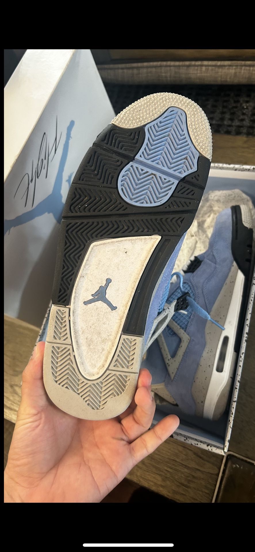 Jordan 4 UNC