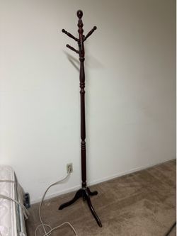 Clothes hanger