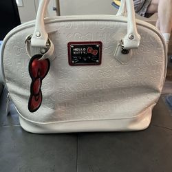 Hello Kitty Loungefly purse 