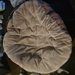 Papasan-Style Floor Seat