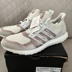 Ultraboost DNA Women Size 10