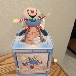 Vintage 2000 "Eden" musical Jack In The Box "Humpty Dumpty " Crank plays Pop Goes The Weasel. 