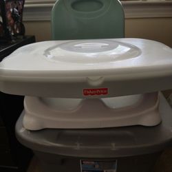 Nice Infant And Toddler Items!! $40 For All 4 Pieces!! 