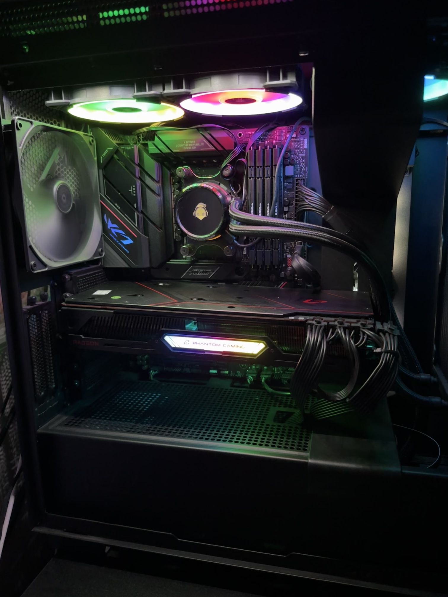 High Performance Gaming PC – AMD Ryzen 9 7900X 12- Core, AMD RX 6800 XT, 64GB RAM, 1.5TB SSD