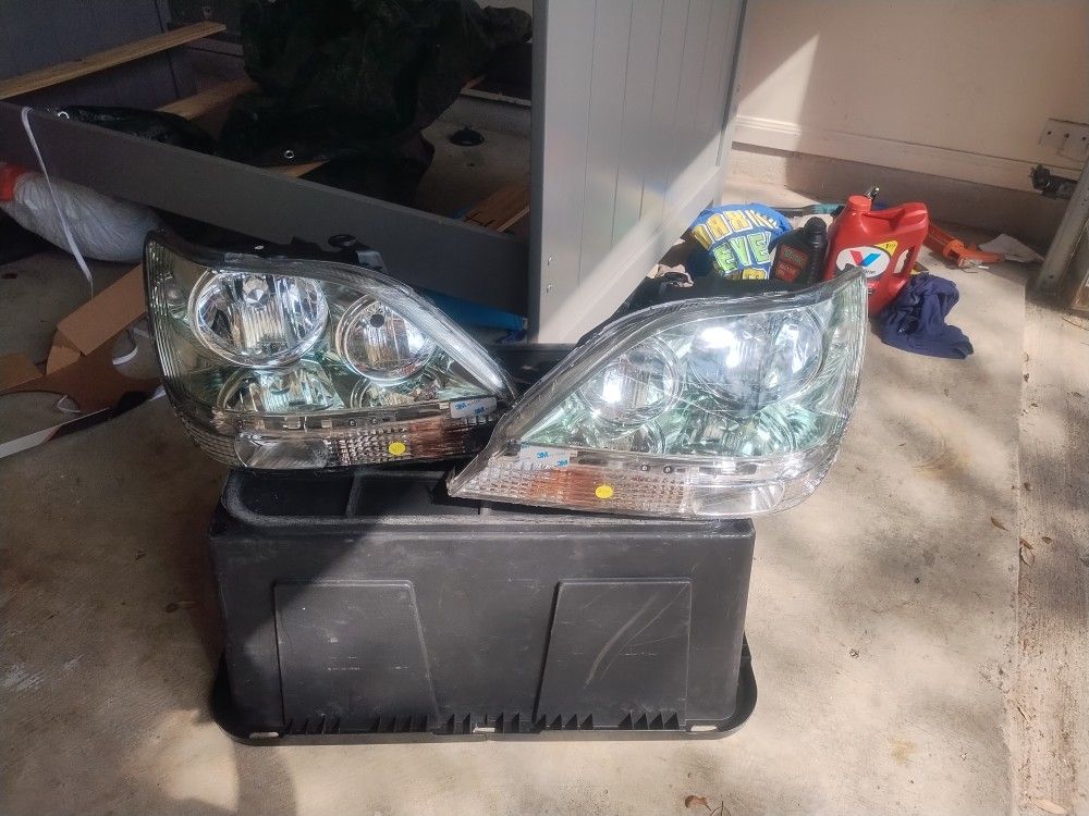 Headlight Assembly