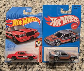 HOTWHEELS 1987 BUICK REGAL GNX & 1984 HURST OLDS  ( LOT OF 2 ) 