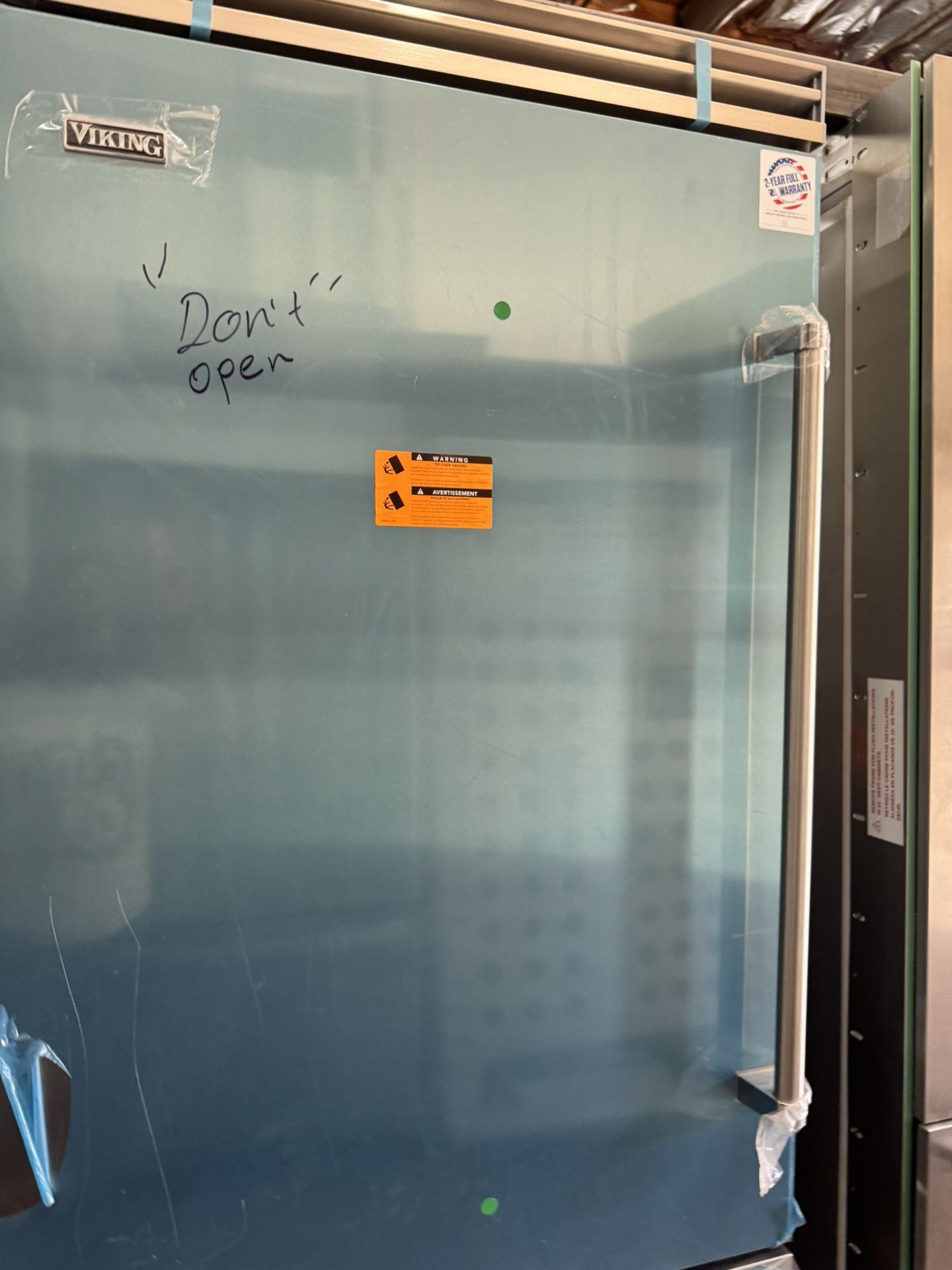 VIKING. BUILT—IN—BOTTOM. FREEZER REFRIGERATOR. 36”