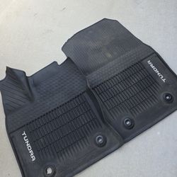 Nissan Tundra Front mats