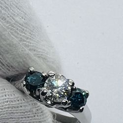 1 Carat t.w. Certified Natural (H-VS) Diamond, White & Blue Set in Platinum Ring, Appraised $5,475!
