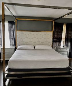 King bedroom frame