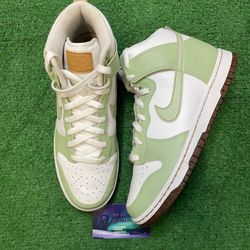 Nike Dunk high inspected by swoosh 8men/9.5women