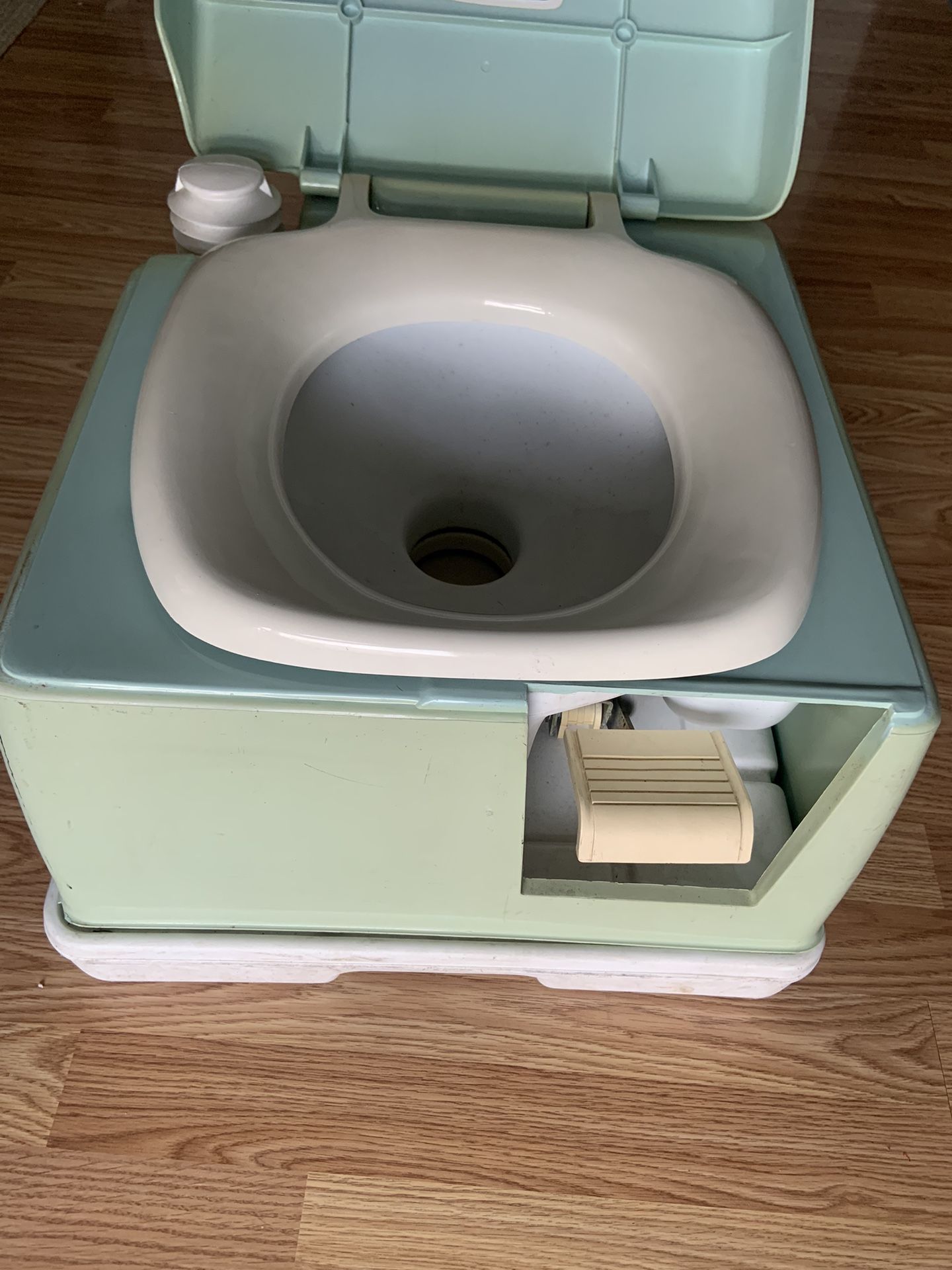 Classic Rv/Camping Sears Porta Potti In Avocado Green