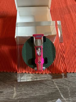 Hot Wheels Norton #16 Pink Formula Race Car
