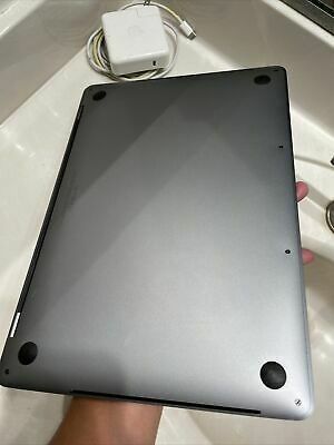 Apple MacBook Pro 13" 2.7 GHz Core i5 1TB SSD 8GB RAM A1(contact info removed)-2020

