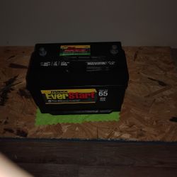  New Everstart Car Suv Truck Battery 850cca And 1000amps$40I Need Money Bad