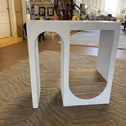 Columbus Console Table