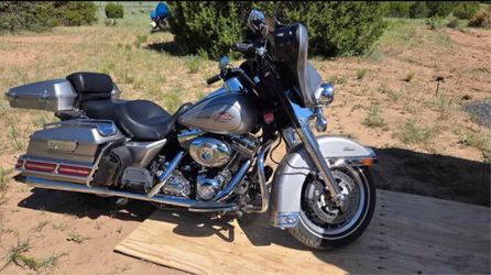 Harley-Davidson Electra Glide Classic Touring Motorcycle