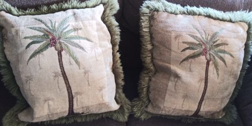 Decoration pillows