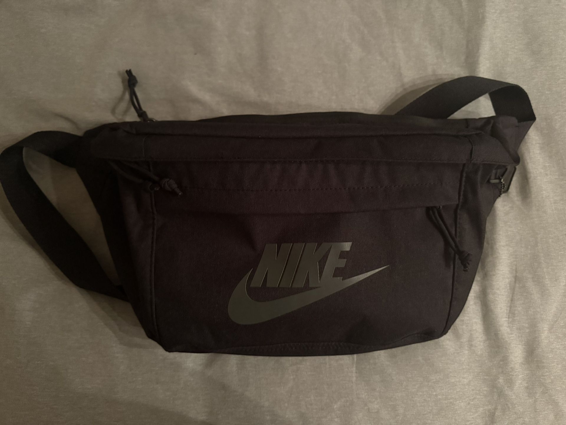 Nike Utility Crossbody Bag