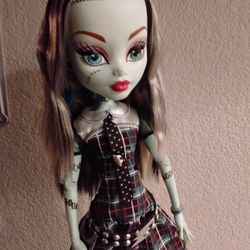 Monster High Frightfully Tall Frankie