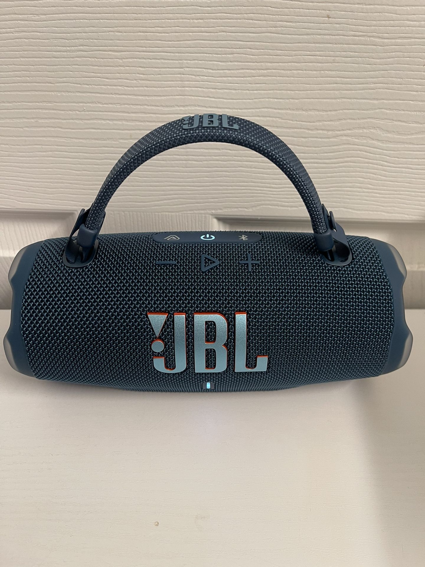 JBL CHARGE 6