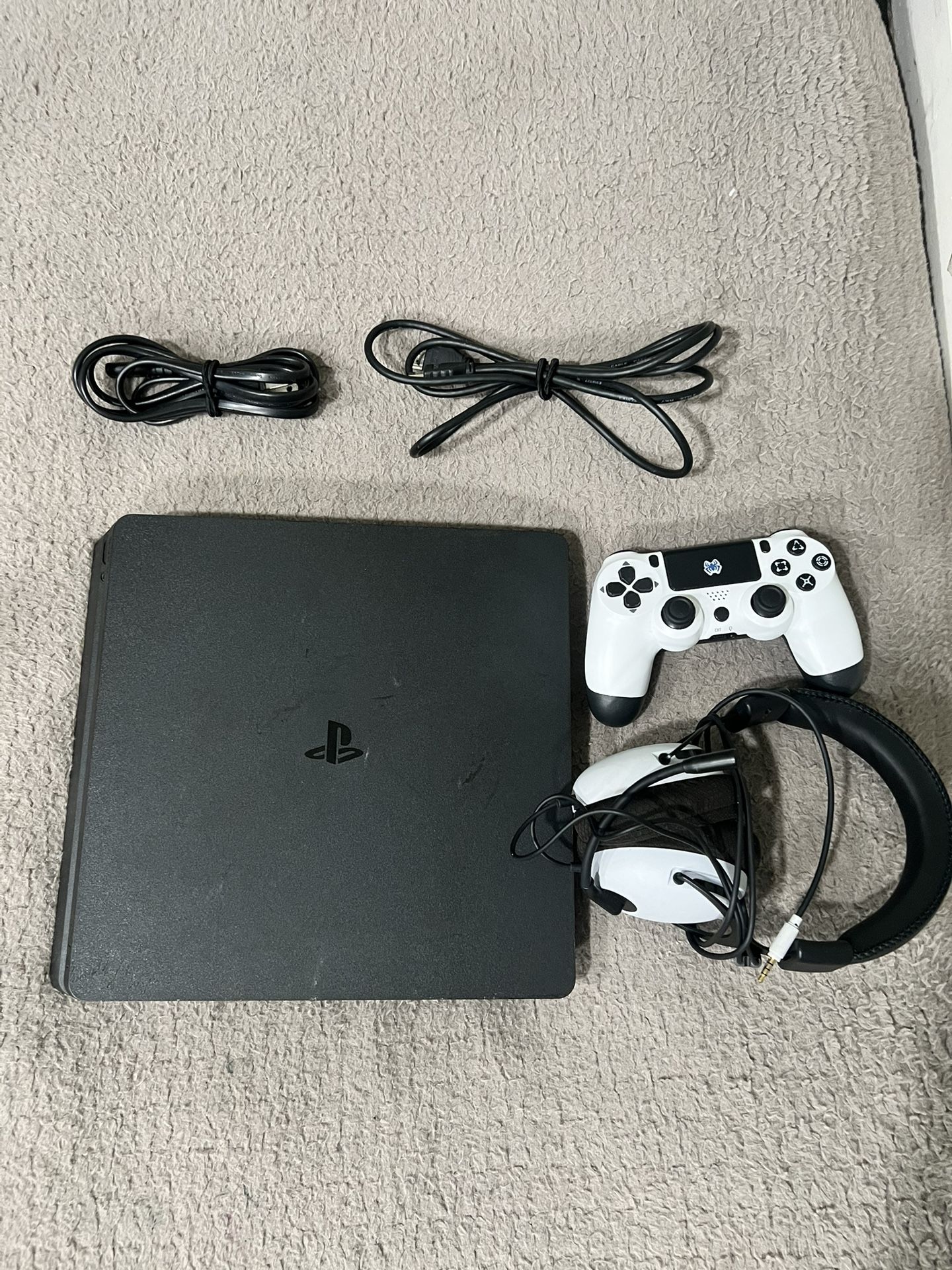 PS4 Slim
