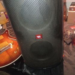 JBL party box