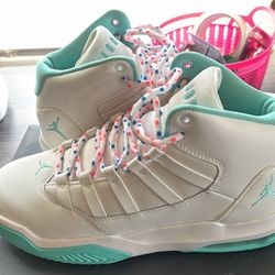 Jordan Size 6y 