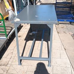 Extra Heavy Duty Work Bench 